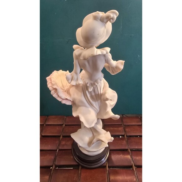 Giuseppe Armani "Sun Shower" Capodimonte Porcelain Figurine Florence Italy 10" - Picture 5 of 9